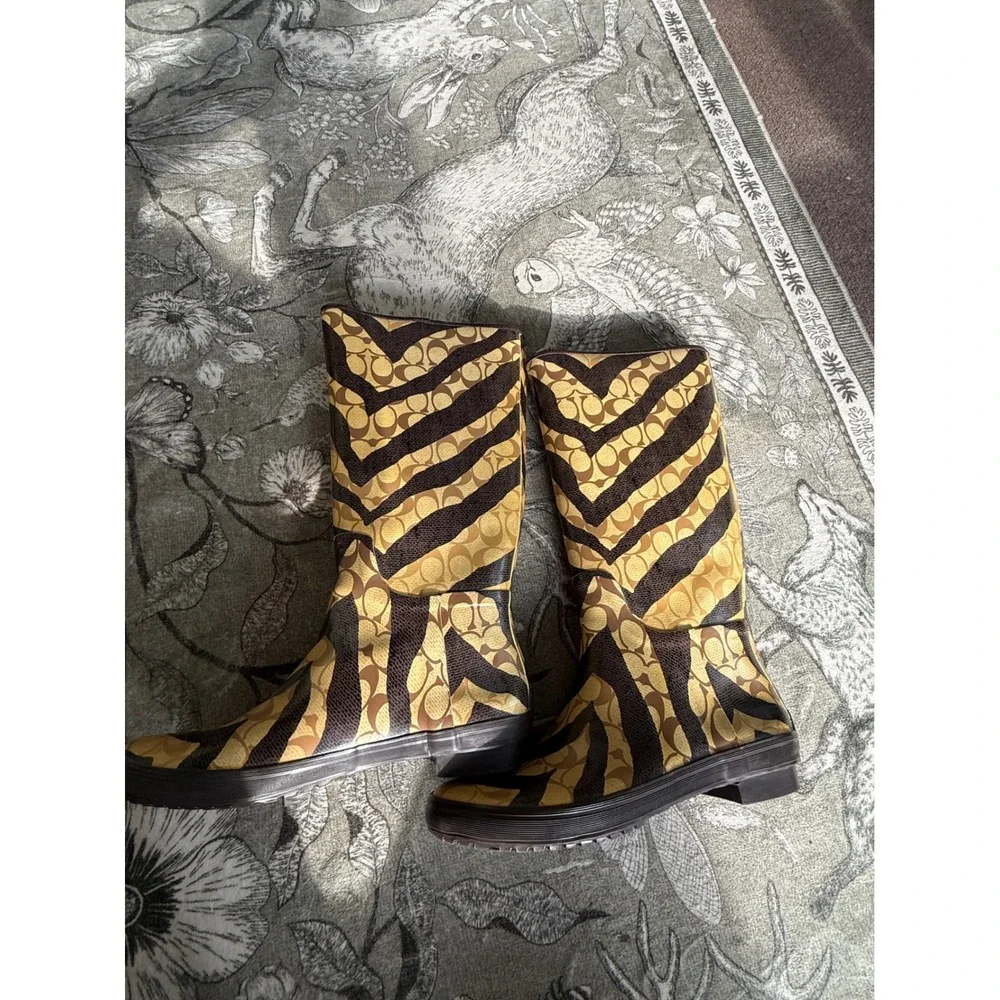 Coach Pammie Rain Boots Brown Tan Signature C Luxury Zebra Tall Womens 10B
